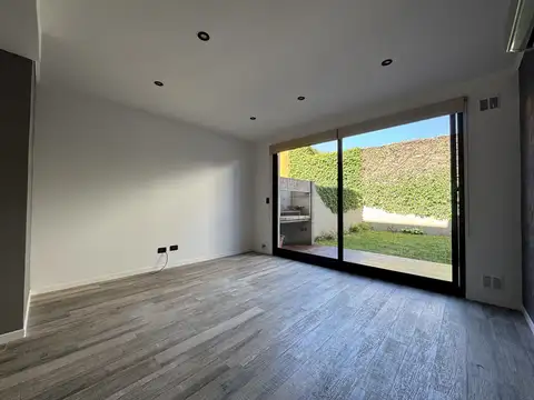 Casa en Venta en Olivos, USD 319.000