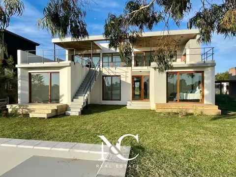 Casa en Venta de 5 dormitorios