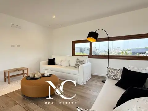 Casa en venta en Costa Esmeralda fondo libre al polo gas natural 5 dormitorios