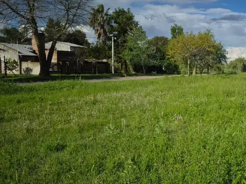 En Venta Terreno Pueblo Esther. Cerca Rio Paraná