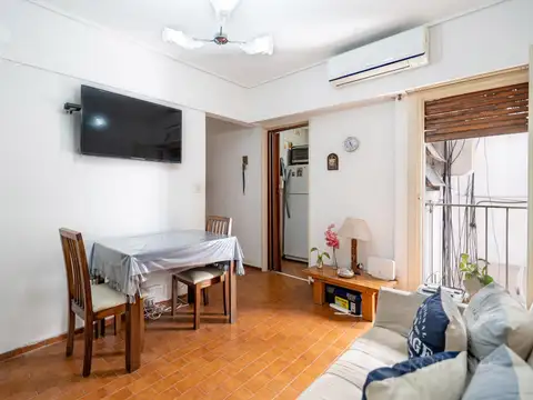 San José de Calasanz  al 800