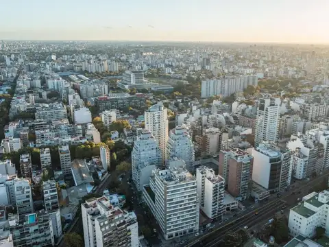 Av. Cabildo  20