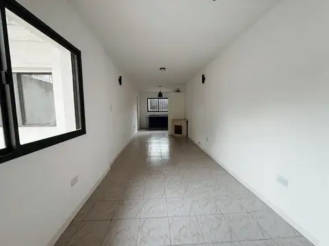 Departamento en Venta en Luis Agote, USD 60.000