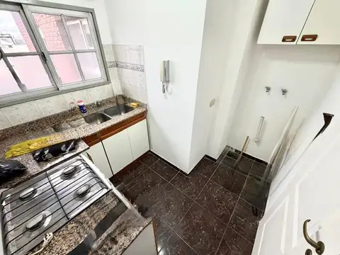 Departamento en Alquiler en Castelar Sur, $ 600.000