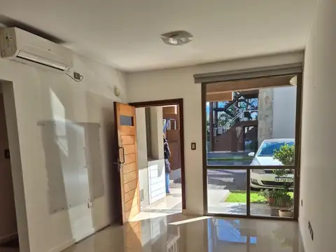 Departamento en Alquiler en Ezeiza, $ 880.000