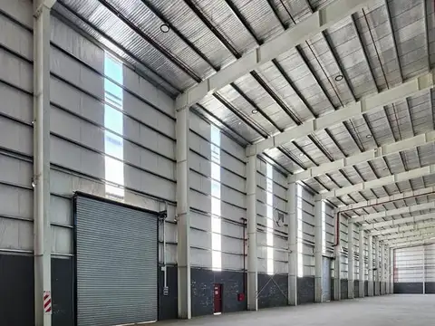 Galpon en Alquiler 30  mts Frente