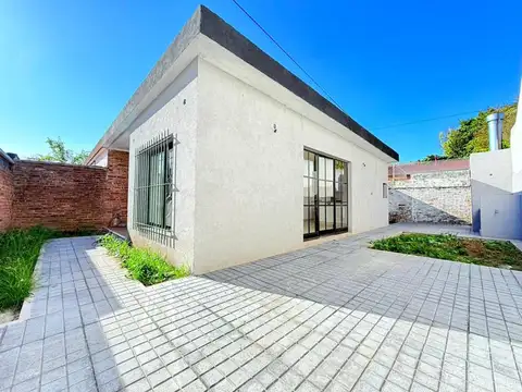 CASA AMERICANA TIPO PH - REFACCIONADA A NUEVO