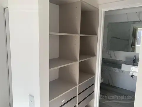 Departamento 3 ambientes con 2 baños