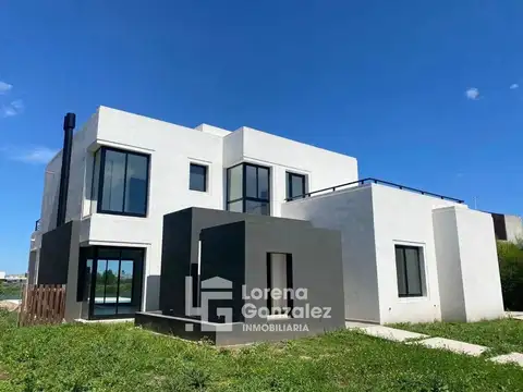 Av De Los Lagos
