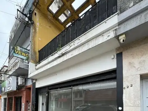 LOCAL COMERCIAL: ARTIGAS 630, SAN LORENZO.
