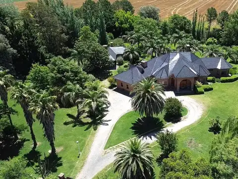 Avenida Jorge Newbery 2400