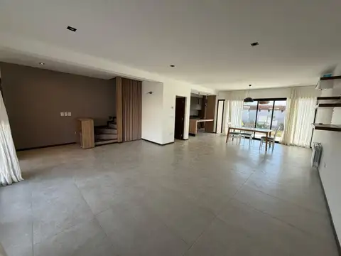 Dúplex en venta de calidad Prados de Manantiales