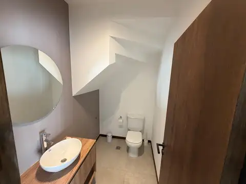 Depto Tipo Casa en Venta en Prados De Manantiales, USD 185.000