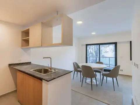 Castro Barros 1000 , Piso 4