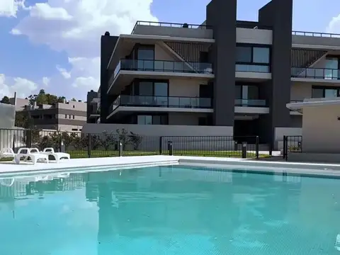 Departamento en Alquiler con 1 cocheras