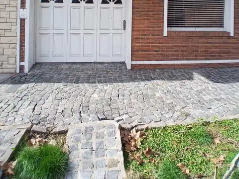Depto Tipo Casa en Venta de 3 dormitorios