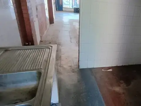 AVENIDA FLEMING 1900