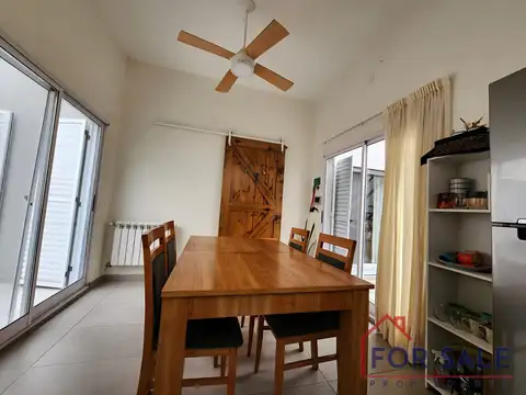 Depto Tipo Casa en Venta en Monte Castro, USD 175.000