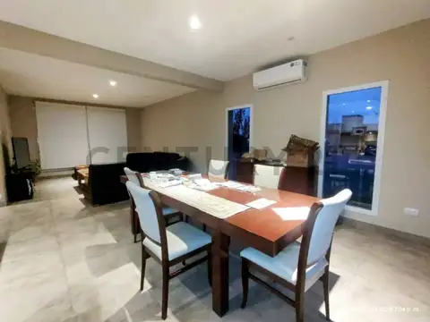 Casa en Venta en Lujan De Cuyo, USD 290.000