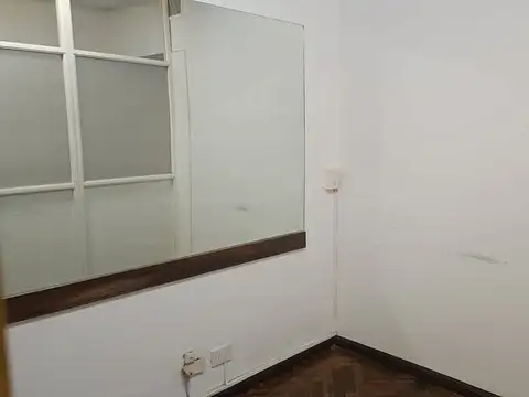 Oficina en Venta en San Nicolás, USD 33.000