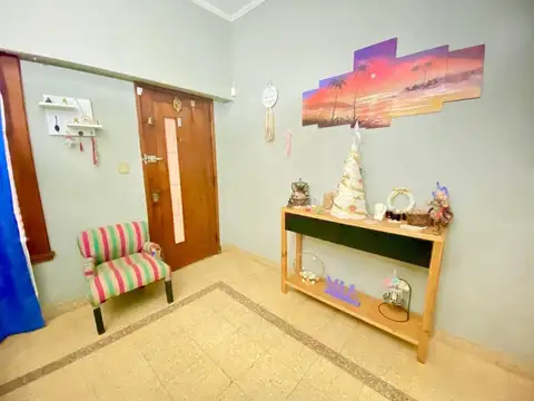 Casa 5 ambientes con 1 baño