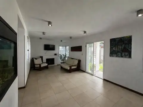 Casa 3 dormitorios pileta y quincho. Cordoba