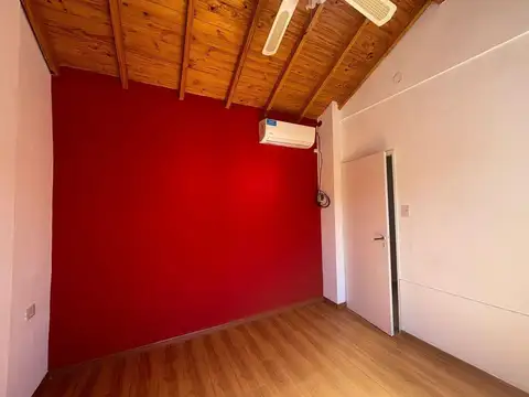 Depto Tipo Casa en Venta en Lomas de Zamora, USD 79.000