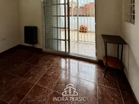 Depto Tipo Casa en Alquiler al Este