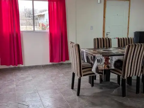 Casa en Alquiler en Plottier, $ 1.200.000