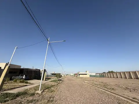 Terreno en Venta 25  mts Fondo