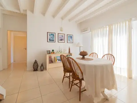 Departamento 5 ambientes con 2 baños