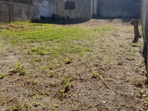 Terreno en Venta en Lanus Oeste, USD 110.000