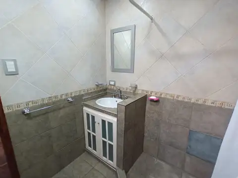 Casa en Venta en Luis Guillon, USD 98.000
