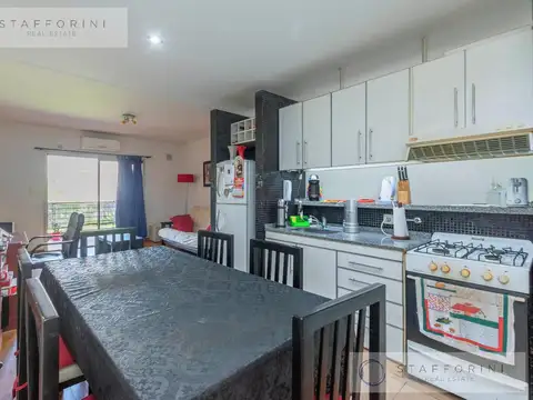 Departamento en Alquiler con 1 cocheras