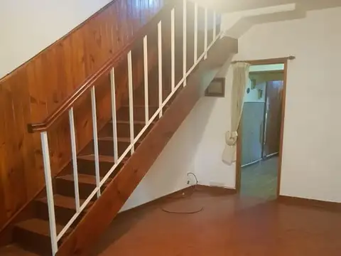 Depto Tipo Casa 3 ambientes con 1 baño