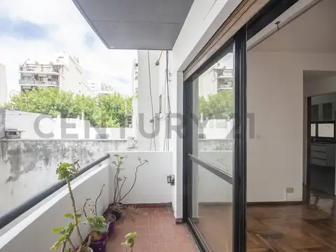 VENTA DE DEPARTAMENTO DE 2 AMBIENTES CON RENTA EN CABALLITO! APTO CREDITO! ES CON RENTA