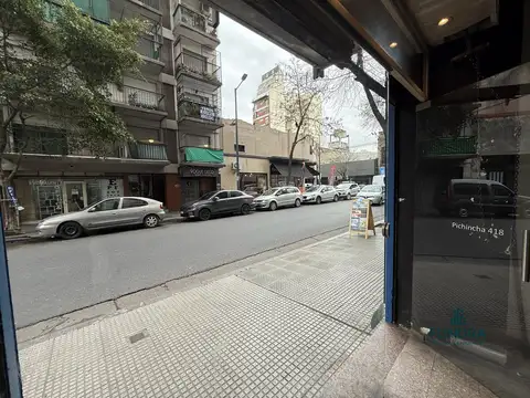 Local comercial en Pichincha y Av Belgrano
