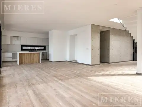 Casa en Venta en Laguna Grande, USD 780.000