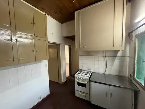 ¡Gran Oportunidad de Inversión! Casa + Departamento en Barrio 20 de Junio – El Maitén, Chubut
