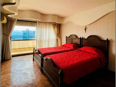 Departamento en Venta de 5 ambientes