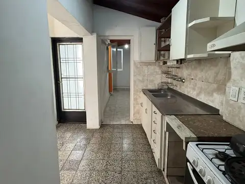 Depto Tipo Casa en Venta con 1 cocheras