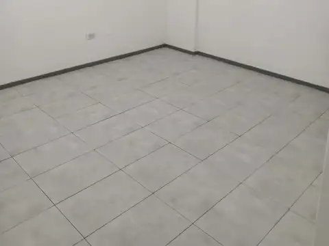 1 Ambiente al lateral con espacio para lavarropas