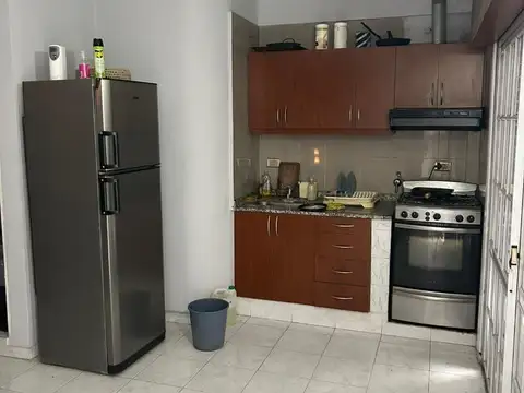 Casa en Venta con 4 cocheras