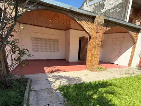 Pje. Carlos Boggio 1600