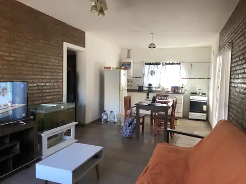 Av. Las Libertades  al 500