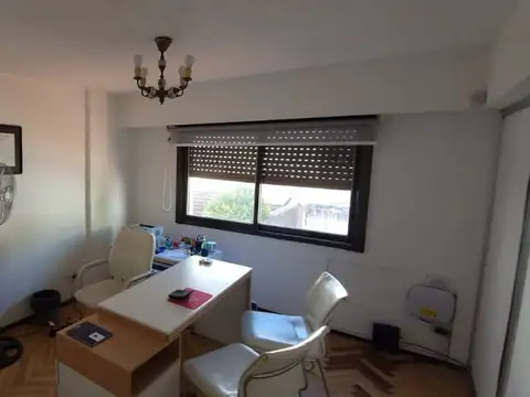 Oficina en Venta 56 años