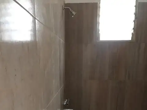 Casa en Venta en Jose Leon Suarez, USD 95.000