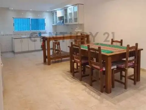 DEL VALLE DE IBERLUCEA 2200, Piso 0