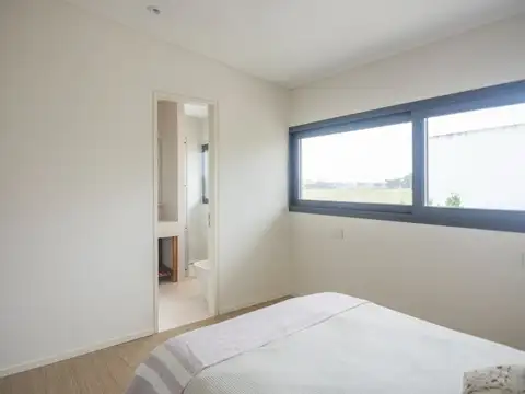 ALQUILER CASA A ESTRENAR BARRIO EL CANTON - VISTA AL GOLF