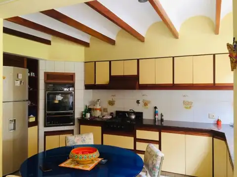 CHALET DE 4 AMBIENTES EN ZONA RESIDENCIAL - RAMOS MEJIA